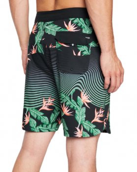 HURLEY M PHTM STATE BEACH 18 CZ5984 -  04-05-2021/16201213431617032775cz5984_black_3_720x-removebg-preview.png