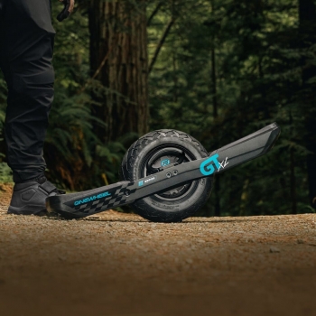 ONEWHEEL GT S-SERIES RALLY XL EDITION -  07-10-2025/1759828468dsc04970__4header_desktop_2_921ed558-92d0-4168-9996-3347c81fb028_1200x@2x.progressive.png.jpg.psd.jpg