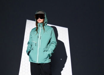 VOLCOM KOA TDS INF GORE-TEX JACKET H0452600 ATB -  16-09-2025/1758058885h0452600_atb_lifestyle-1.jpg