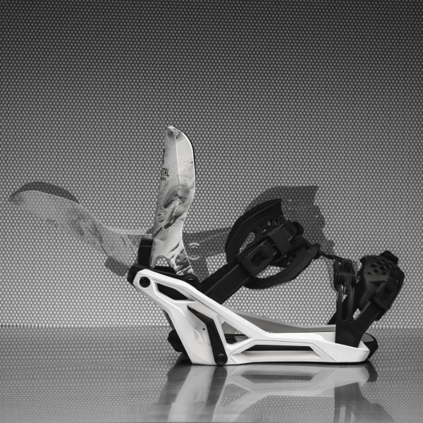 BENT METAL W LIGHTNING SUPERMATIC WHITE 25_26 -  04-12-2025/176487787217552624835.jpg