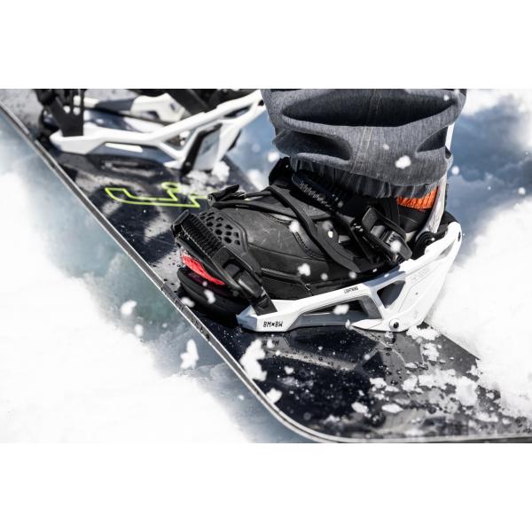 BENT METAL W LIGHTNING SUPERMATIC WHITE 25_26 -  04-12-2025/1764877876175526245720250630_timb_bmbw-lightning_069.jpg