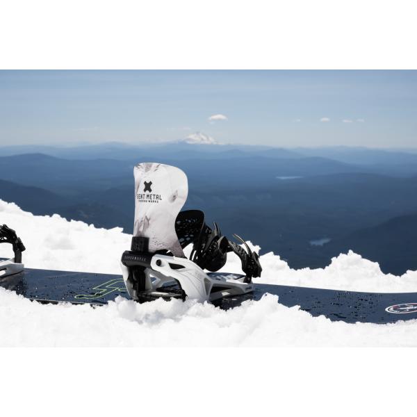 BENT METAL W LIGHTNING SUPERMATIC WHITE 25_26 -  04-12-2025/1764877876175526245820250630_timb_bmbw-lightning_755.jpg