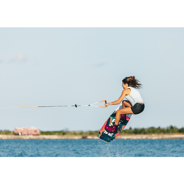RONIX RISE CE APPROVED WOMENS IMPACT VEST 26_27 -  09-09-2025/1757445622ronix-vests-rise---2026---gallery-6.png