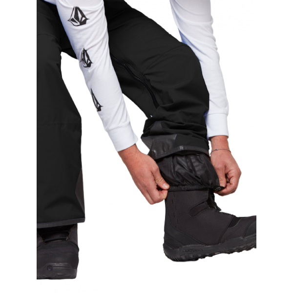 VOLCOM GUIDE GORE-TEX PANT blk G1352202 -  11-02-2022/1644596064or3-removebg-preview.png