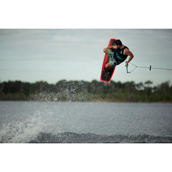 RONIX ONE TIME BOMB CORE W_FUSE STRINGERS man mint_black  -  15-04-2018/1523786017danny-harf-02-full.jpg