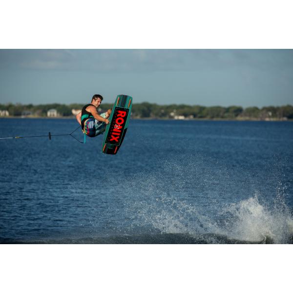 RONIX ONE TIME BOMB CORE W_FUSE STRINGERS man mint_black  -  15-04-2018/1523786022danny-harf-05-full.jpg