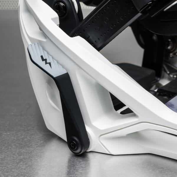 BENT METAL LIGHTNING SUPERMATIC WHITE 25_26 -  15-08-2025/17552624859.jpg