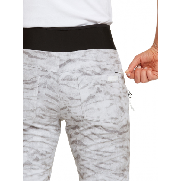 VOLCOM BATTLE STRETCH HR PANT 15K H1352205 wtt -  16-12-2021/163964956113-removebg-preview-19.png