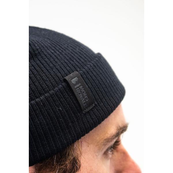 MONS ROYALE UNISEX MCFISH BEANIE LOGO black -  19-01-2023/1674136586prev_preview.-11.jpeg