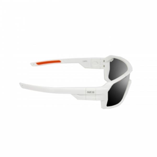 OCEAN CHAMELEON matte white with smoked lens with orange nosepad_tips_foam with white strap 3700.2 2021 -  26-06-2021/162471517615257691403700.2x-4.jpg