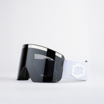 OUT OF ZENITH WHITE TEAM MIRROR SMOKE -  03-12-2025/1764799900xg150135.jpg