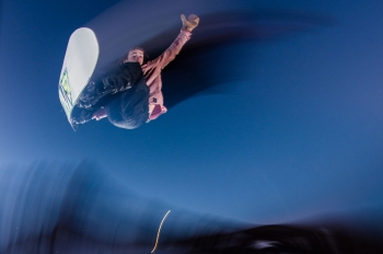 GNU CARBON CREDIT ASYM 2017  -  09-09-2016/1473435620ccs-asym-gus-warbington-snowboarding-03.jpg