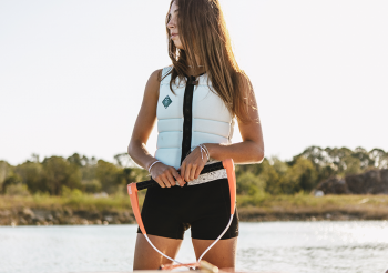 RONIX RISE CE APPROVED WOMENS IMPACT VEST 26_27 -  09-09-2025/1757445619ronix-vests-rise---2026---gallery-1.png