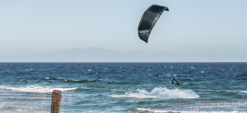 19-02-2017/14875022652017_airush__0001_airush_south-africa_20160222_66a5983.png